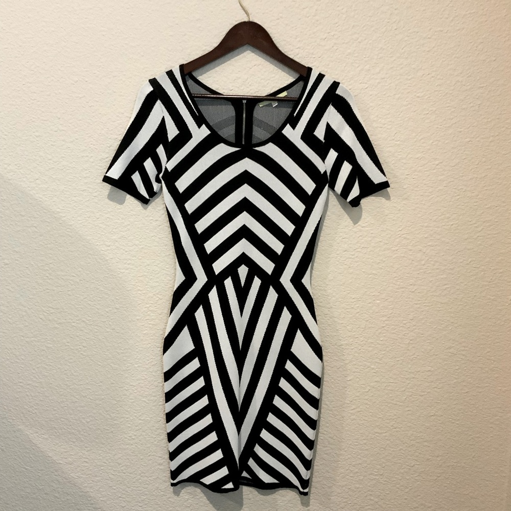 NWT Gianni Bini dress